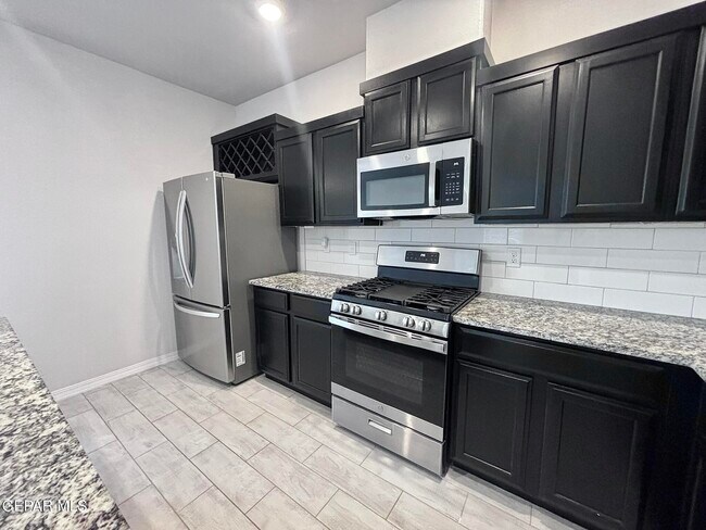 Building Photo - 12241 Desert Sea Ct