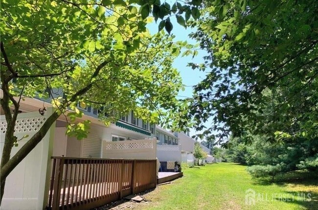 Building Photo - 24 Albury Way