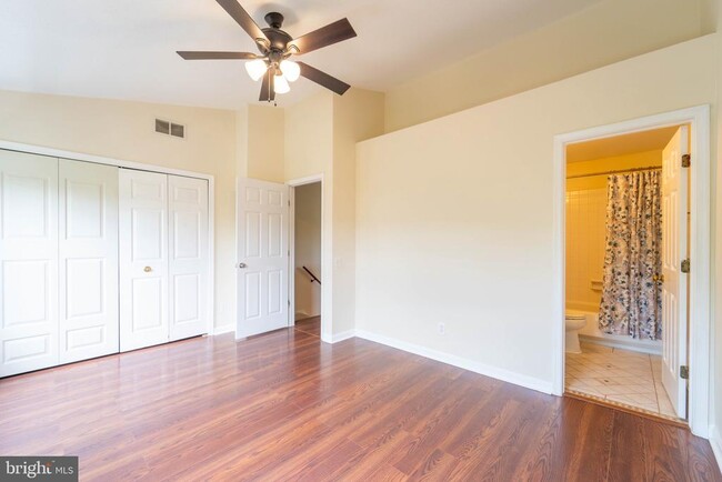 Building Photo - 13037 Carolyn Forest Dr