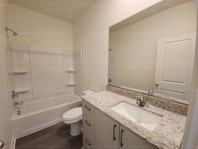 Building Photo - Newly constructed 3 bedroom/ 2 bathroom ho...