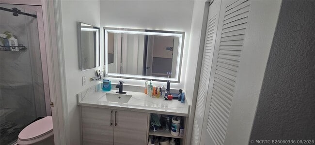 Building Photo - 2262 Discovery Cir W