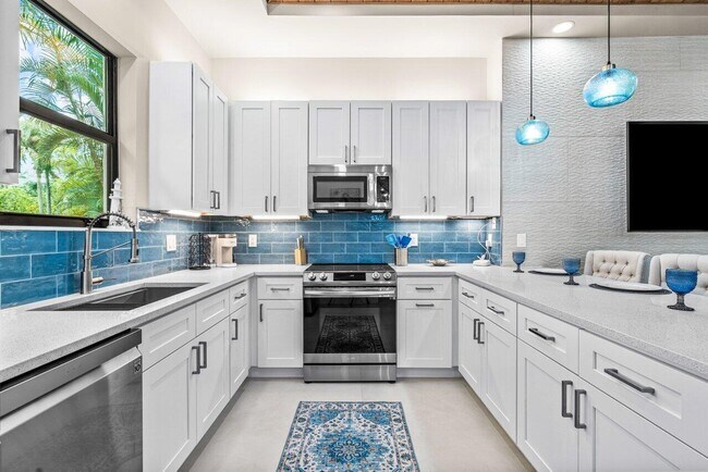 Building Photo - 12466 Quercus Ln