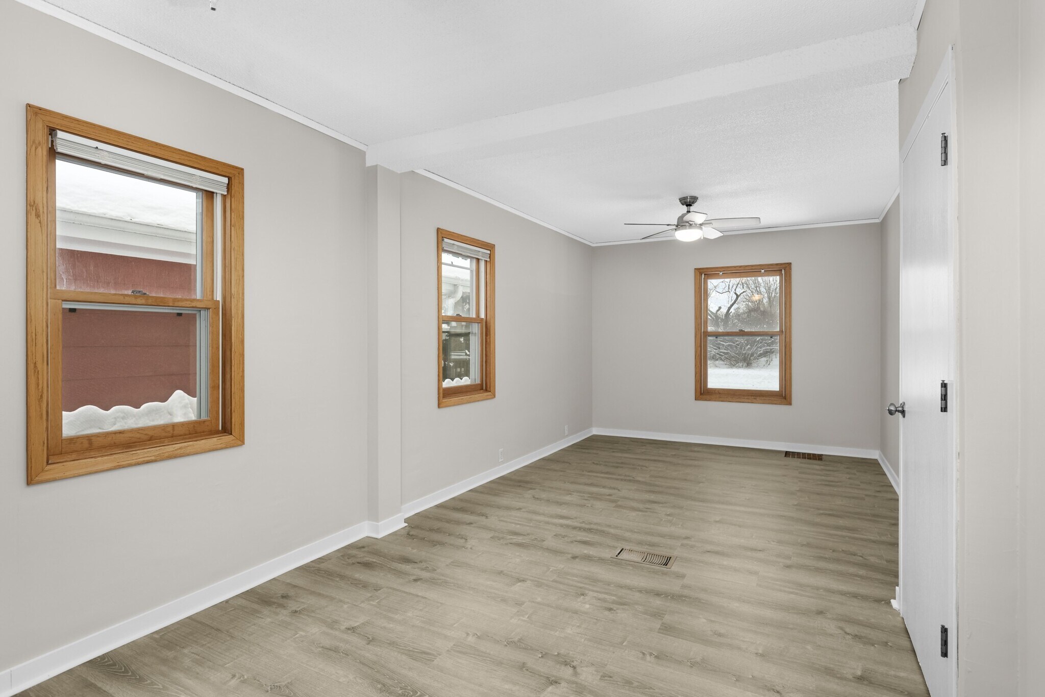 Building Photo - 3744 Perry Ave N