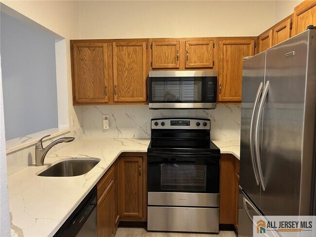 Building Photo - 65 Wentworth Rd