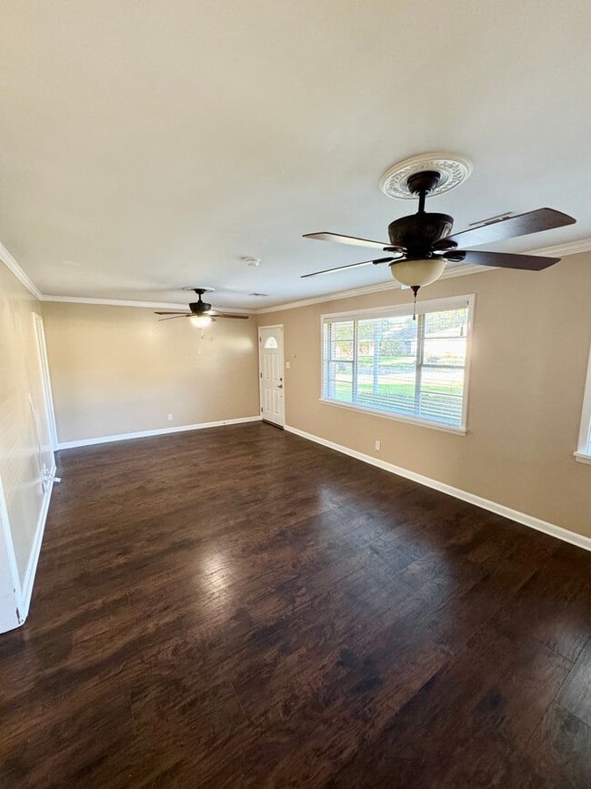 Building Photo - Shreveport Home