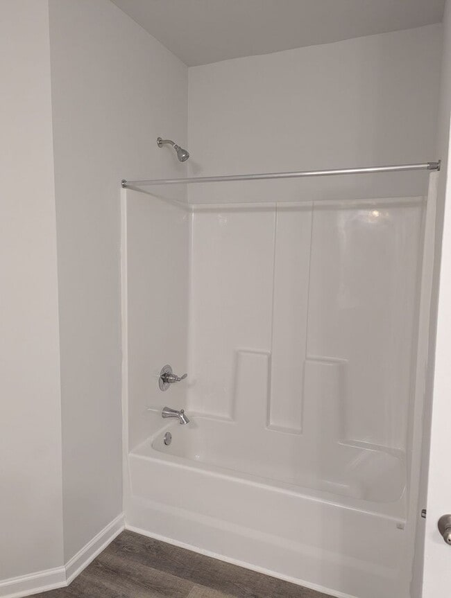 Building Photo - Beautiful 2 Bedroom 2 Bath off of Meriweather Road. *Coming Soon*