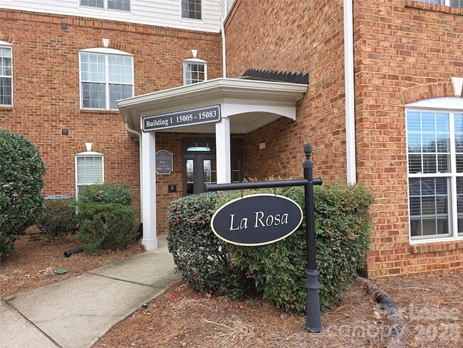 Building Photo - 15065 Santa Lucia Dr