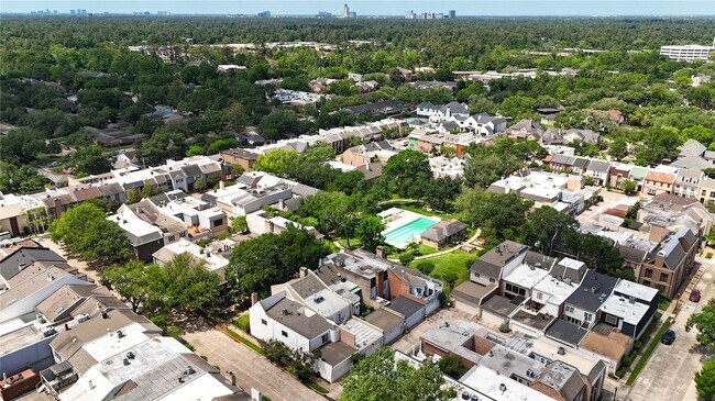 Building Photo - 7612 Olympia Dr