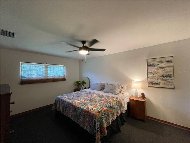 Building Photo - 879 S Terrace Dr