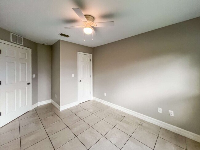 Building Photo - Cozy Up Long-Term & Leaf It All Behind – 3...
