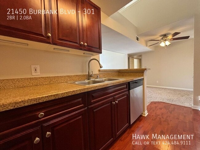 Building Photo - 21450 Burbank Blvd