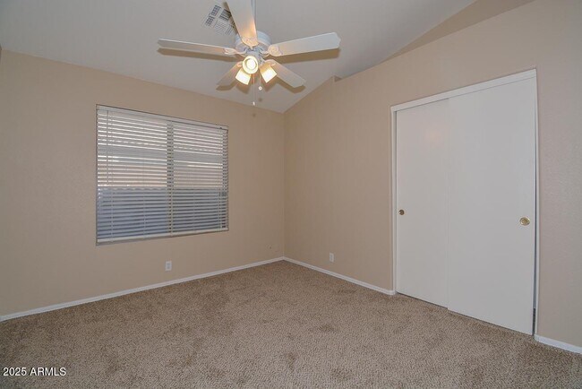 Building Photo - 9413 W Cinnabar Ave