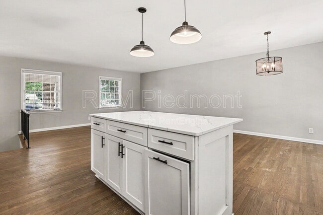 Building Photo - 2931 Appling Cir