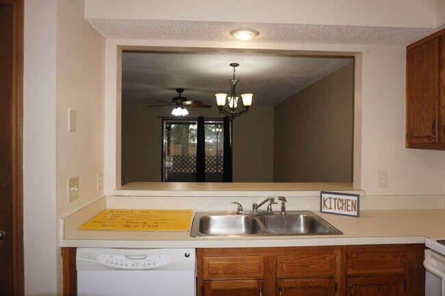 Building Photo - 5672 Bryner Dr