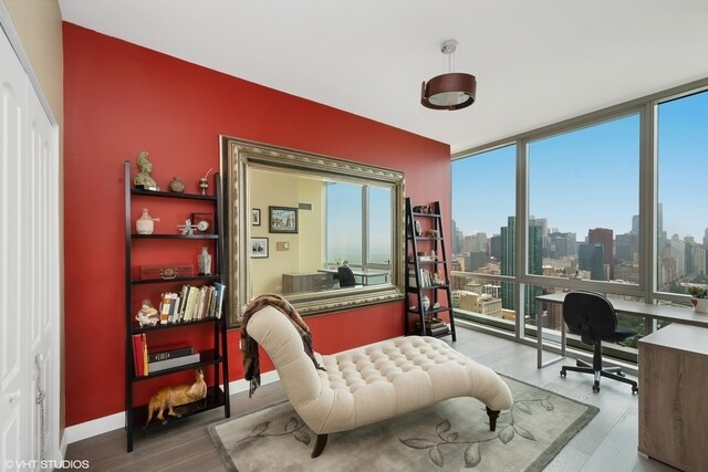 Building Photo - 1201 S Prairie Ave