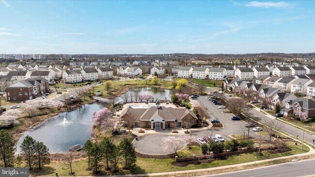 Building Photo - 17037 Loftridge Ln