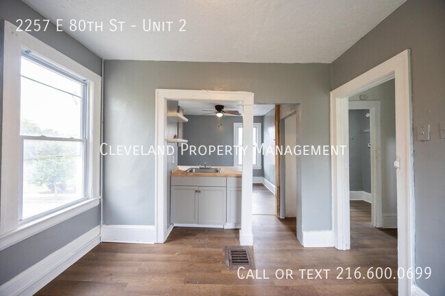 Building Photo - 2257 E 80th St