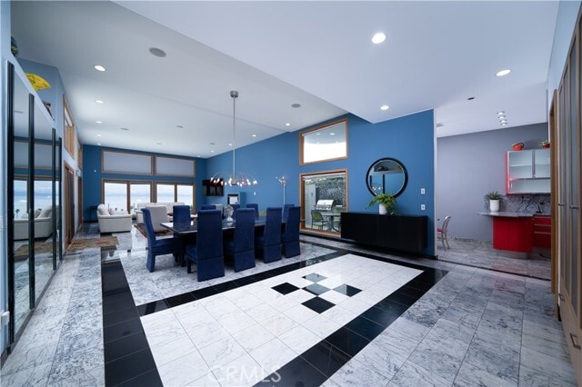 Building Photo - 1733 Vallecito Dr