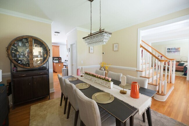 Building Photo - Spacious & Striking 3-story brick Executive 4 bedroom 4.5 bathroom home in Oak Ridge NC + Lawn ca...