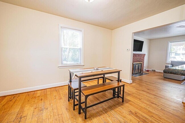 Building Photo - 8411 Potomac Ave