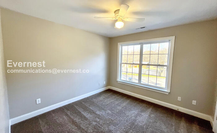 Building Photo - 13 Brown Estates Dr