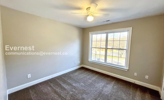 Building Photo - 13 Brown Estates Dr