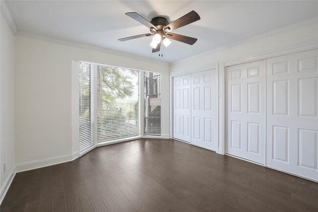 Building Photo - 195 World of Tennis Sq