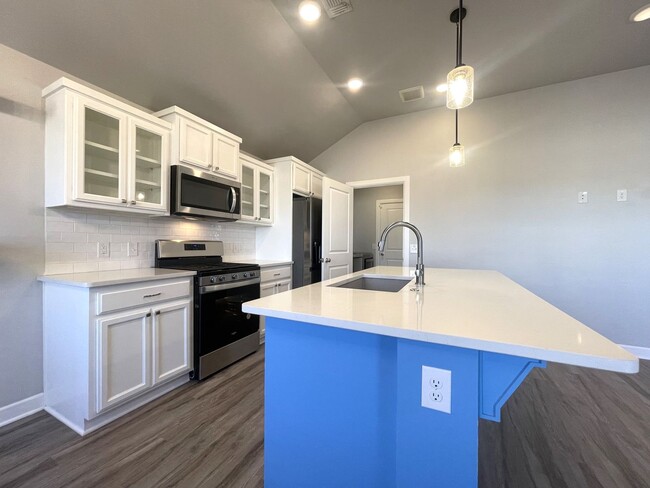 Building Photo - 18716 Caballero Dr