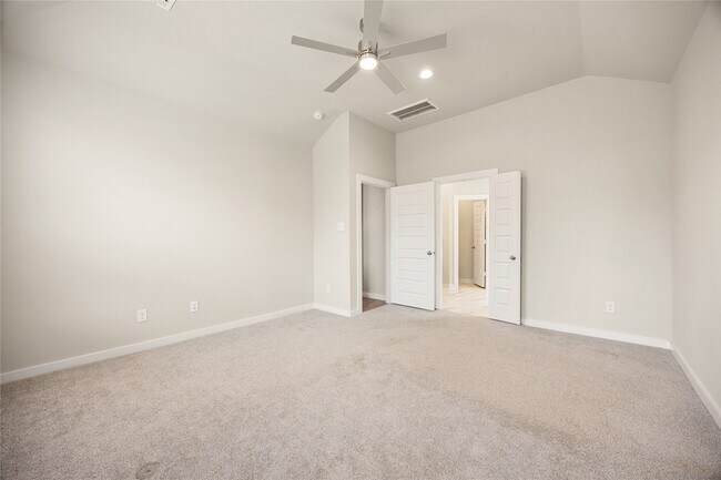 Building Photo - 27118 Peaceful Cv Dr