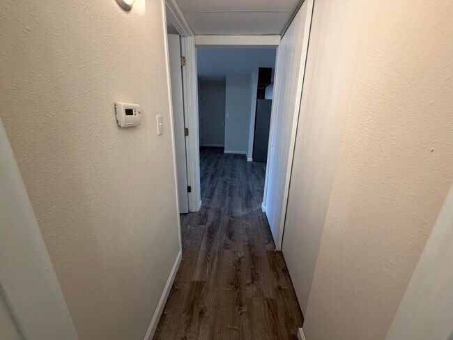 Building Photo - 3408 Balboa Ln