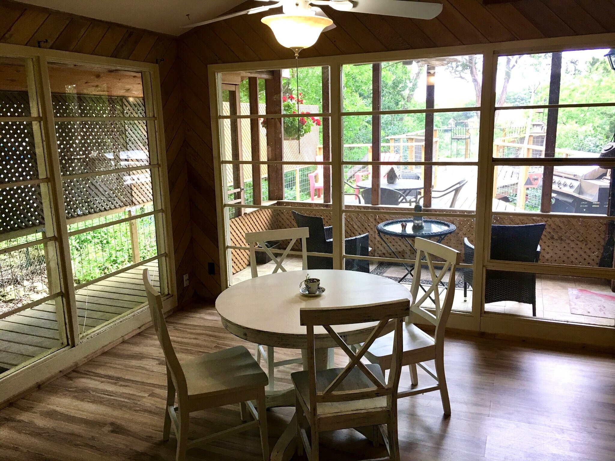 Building Photo - 16142 Spring Branch Trail