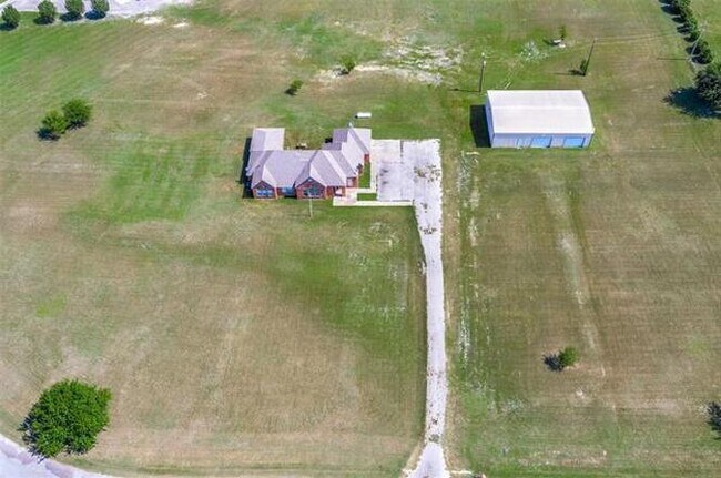 Building Photo - 157 Country Pl Ln