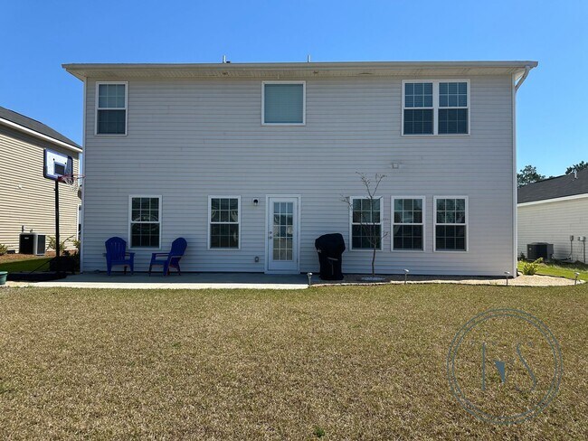 Building Photo - SPRING MOVE-IN SPECIAL: $1000 OFF 1ST MONT...