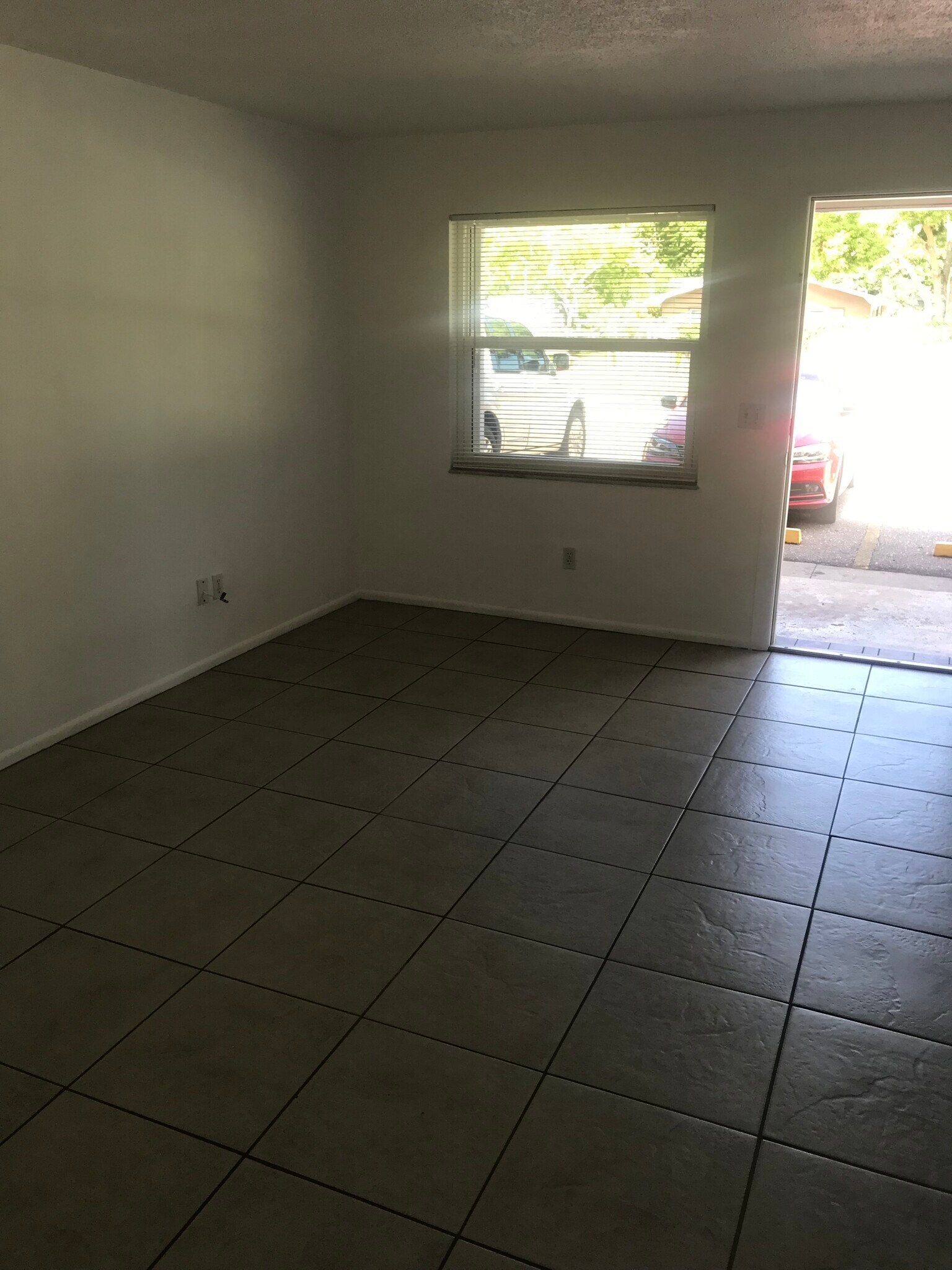 Building Photo - 900 San Christopher Dr
