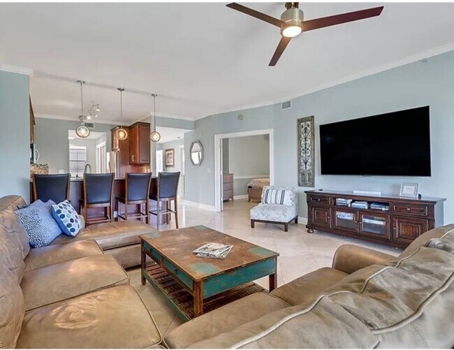 Building Photo - Fully Furnished Seasonal 3-Bed Condo Rental in Windstar