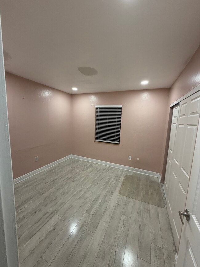 Building Photo - 3565 NW 81st Terrace