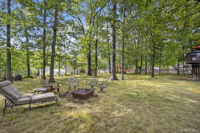 Building Photo - 27 Jefferson St