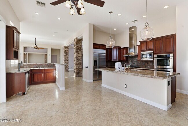 Building Photo - 25914 N 49th Ln