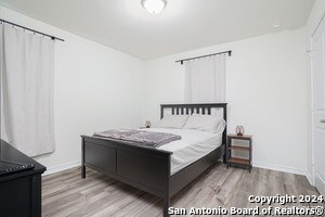 Building Photo - 2423 Bart Cv