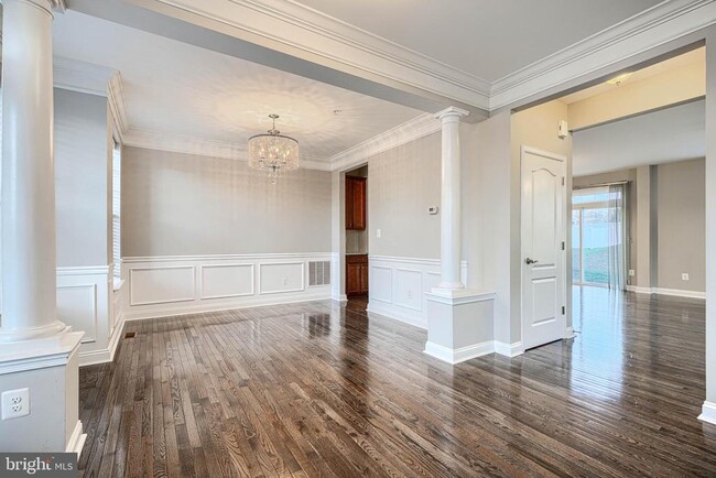 Building Photo - 601 Long Wall Dr