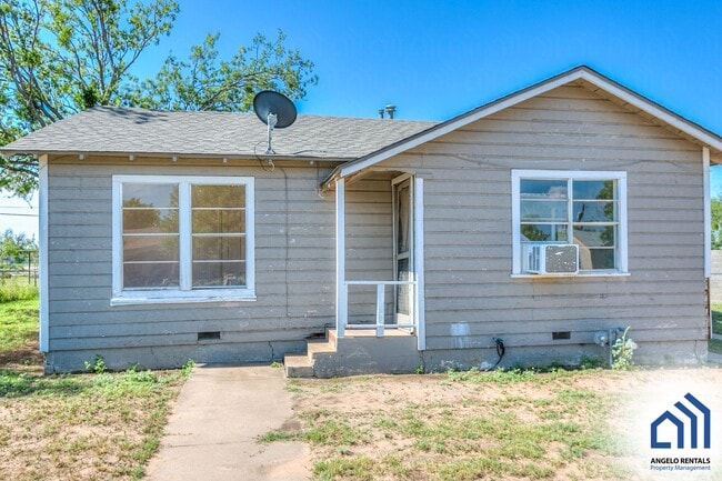 Building Photo - PAY NO SECURITY DEPOSIT! Affordable 2-bedroom, 1 bath home COMING SOON!