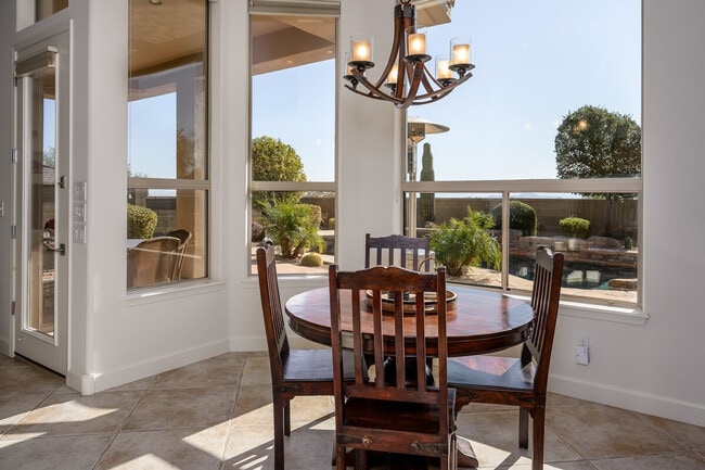 Building Photo - 14705 Canyon Dr
