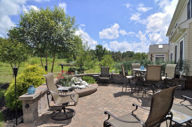 Building Photo - 6727 Evensong Ln