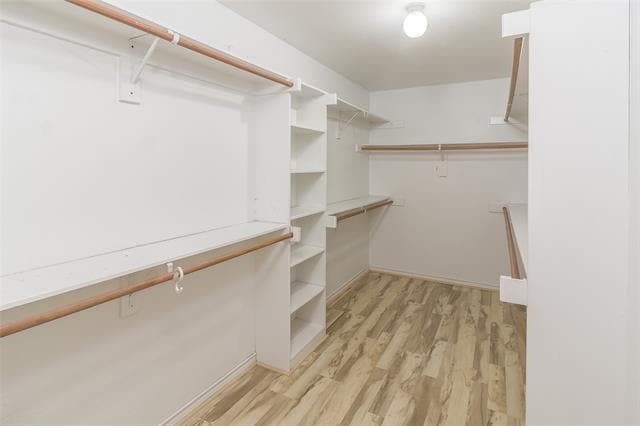 Building Photo - 15760 Scenic Rd