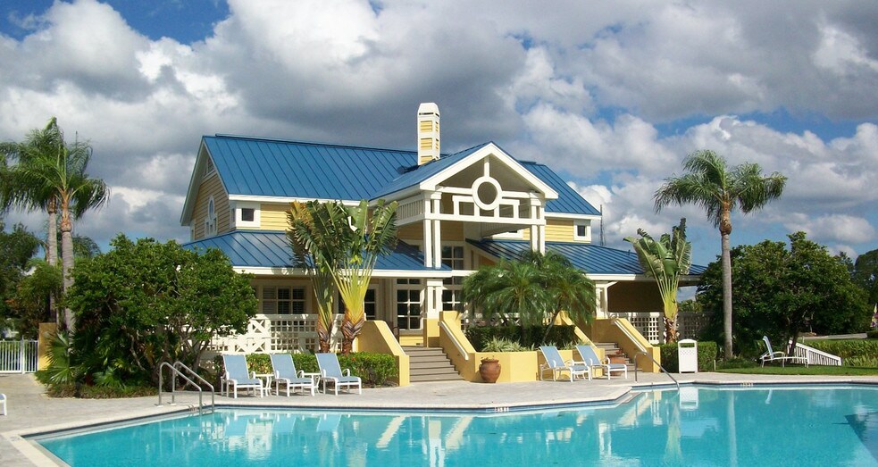 Primary Photo - Bridgewater Luxury Rentals