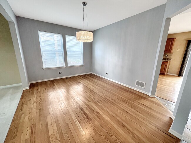 Building Photo - 416 Farnsworth Cir