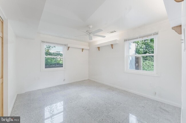 Building Photo - 13805 Fulmer Dr