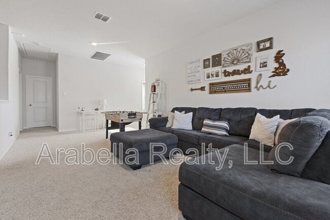 Building Photo - 955 Brown Thrasher