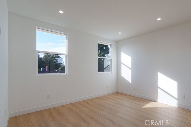 Building Photo - 14123 Emelita St