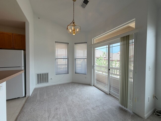 Building Photo - 8456 S Hoyt Way